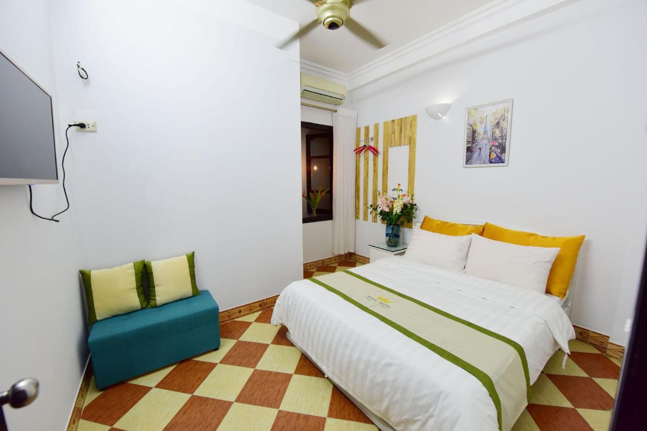 Royal House Hotel Ханой Екстериор снимка