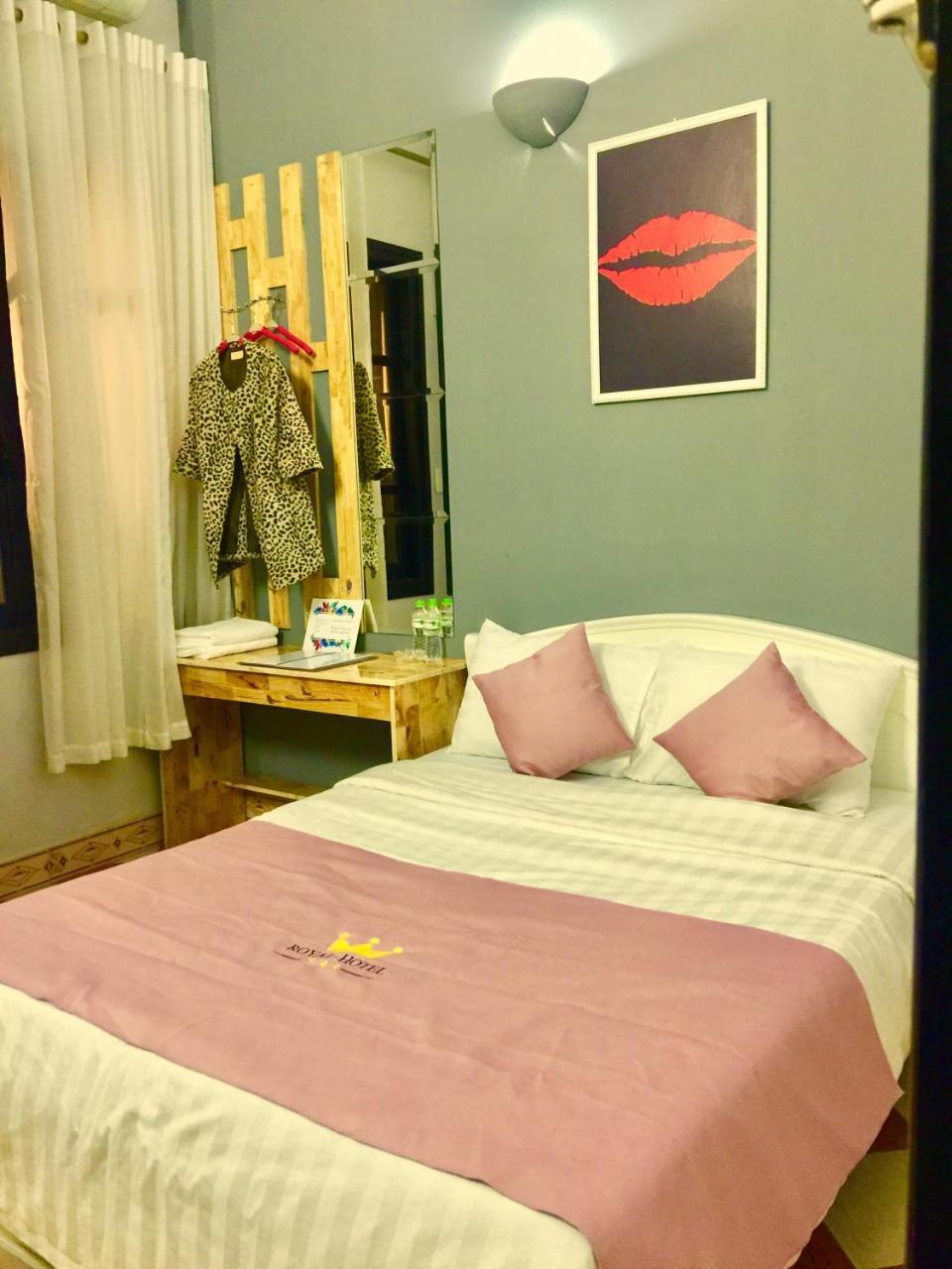 Royal House Hotel Ханой Екстериор снимка